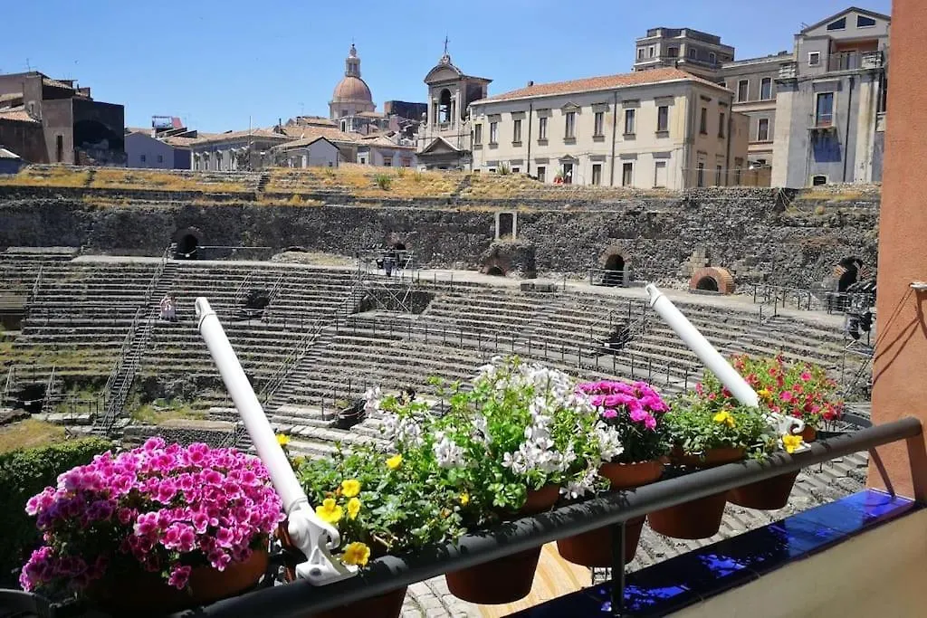 Apartmán Finestre Sul Teatro - Catania - Parking Included