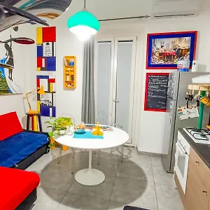 Mr Square Apartamento