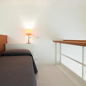 desuite-lofts-milan.italymilanhotels.net/